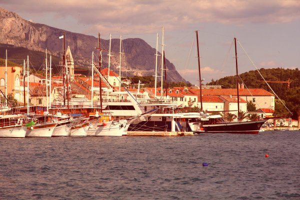 Makarska entdecken: Küstenurlaub zwischen Adriastrand und Biokovo