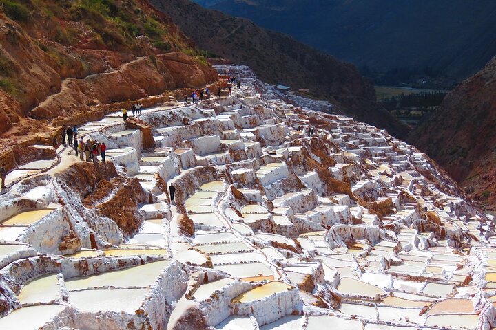 Private Tour durch das Heilige Tal: Salzbergwerke, Moray und Textilzentrum in Chincher