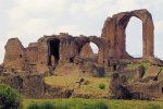 Alte Aquädukte und die Villa dei Quintili bei Rom entdecken – 10 % sparen